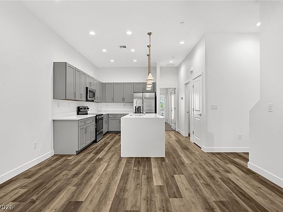 4th image of 11469 Vibrant Heights Dr