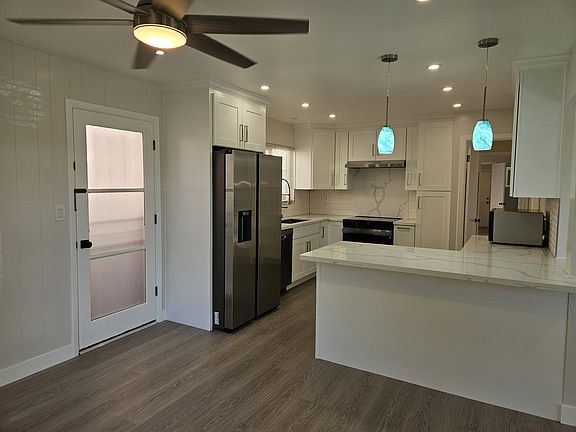 Brand new kitchen- newly remodeled 2025.