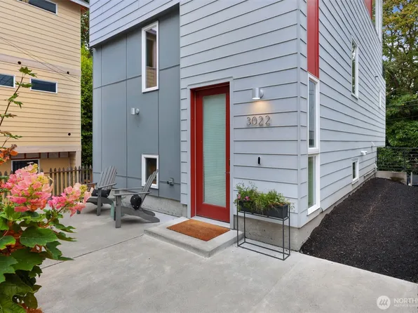 3022 4th Avenue W, Seattle, WA 98119