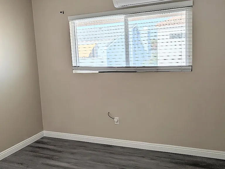 Upstairs BR 2 with split AC