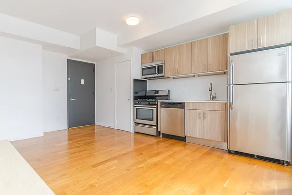 Rented by MySpaceNYC | media 12