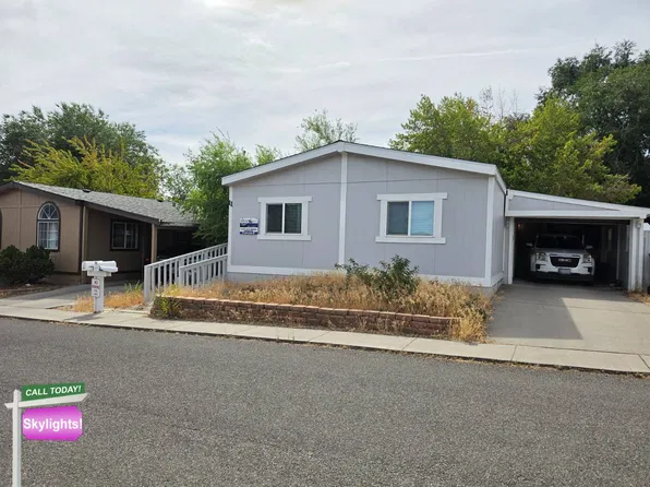11 S Chardonnay St, Reno, NV 89512