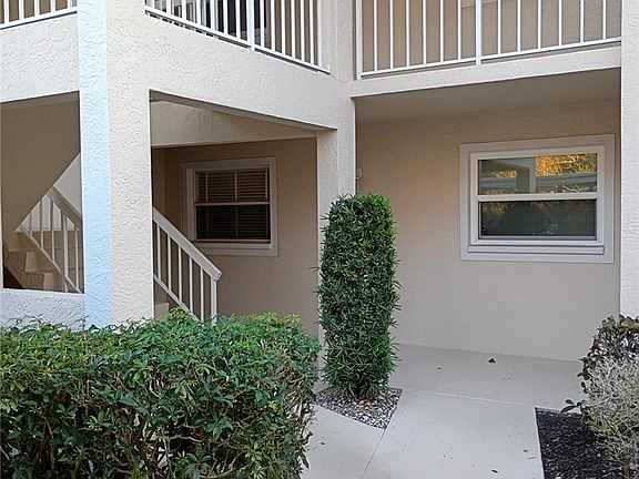 3rd image of 768 Landover Cir APT 201