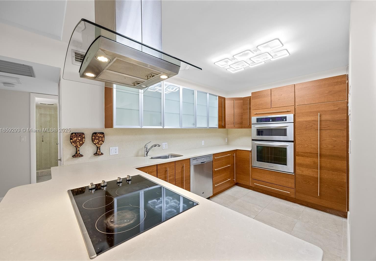 20379 W Country Club Dr APT 1239