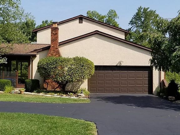 Garage - driveway 1