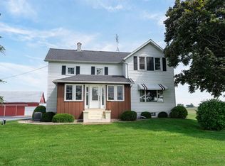 W3882 Faro Springs Rd, Hilbert, WI 54129