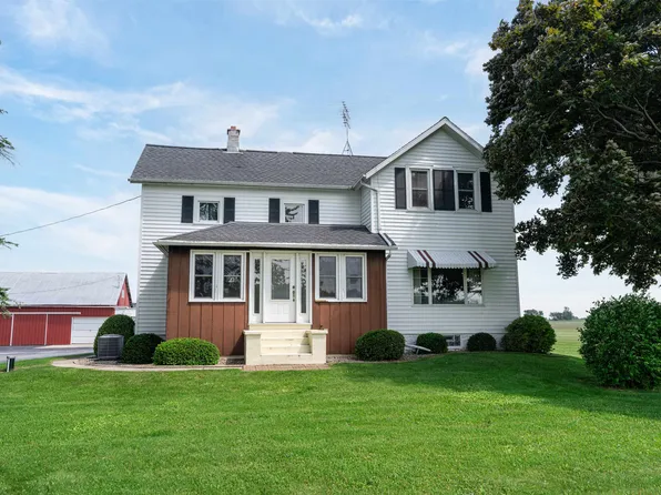 W3882 Faro Springs Rd, Hilbert, WI 54129