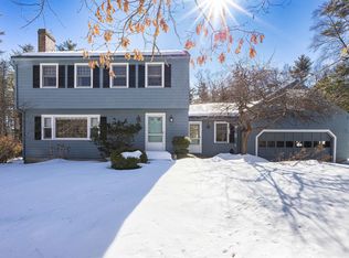 8 Draycoach Ct, Merrimack, NH 03054