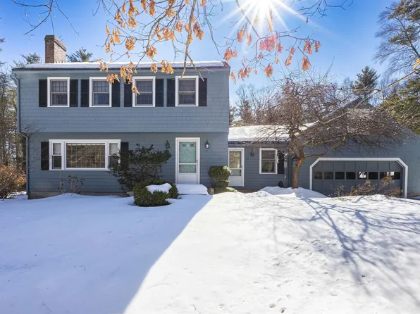 8 Draycoach Court, Merrimack, NH 03054