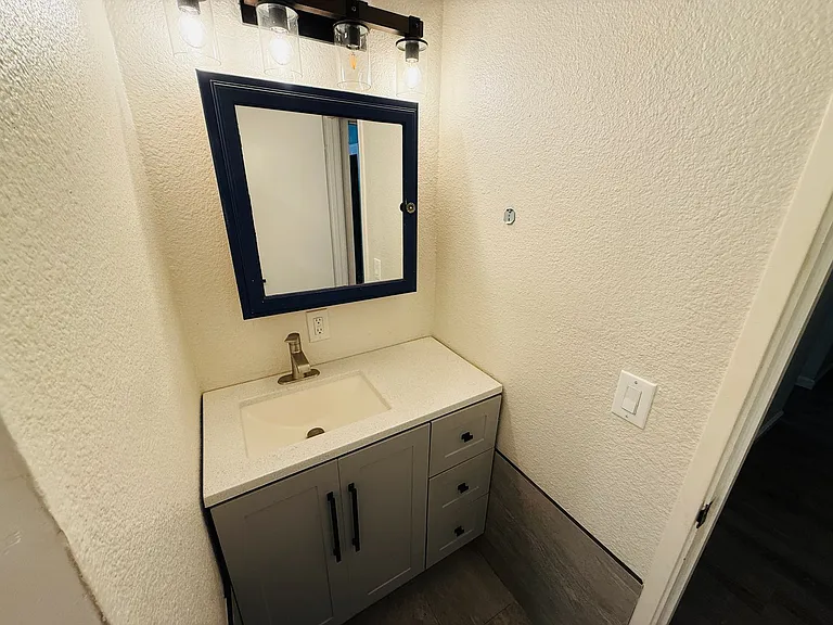 1222 Jobs Peak Dr — Photo 16
