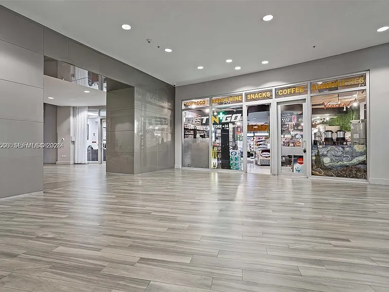 1750 N Bayshore Dr #3605 — Photo 20