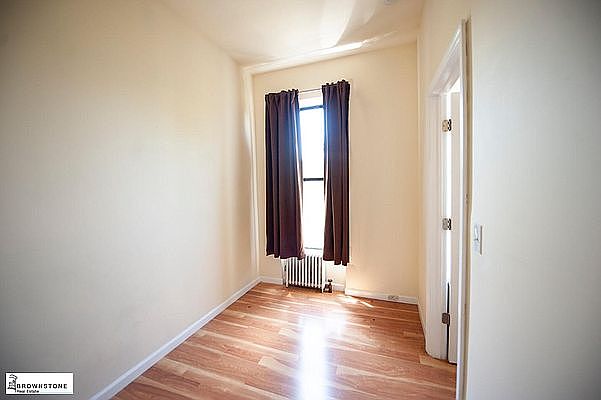 2nd image of 233 Sackett St APT 4
