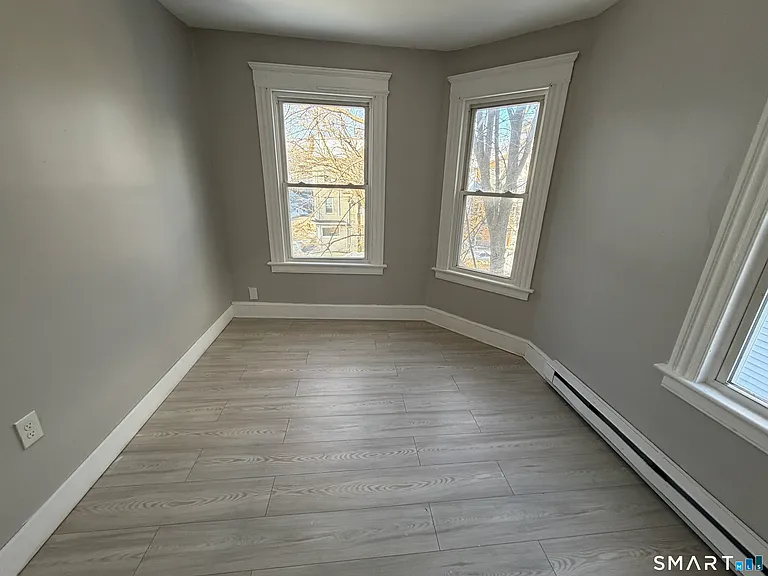 143 Congress Ave #2 — Photo 3