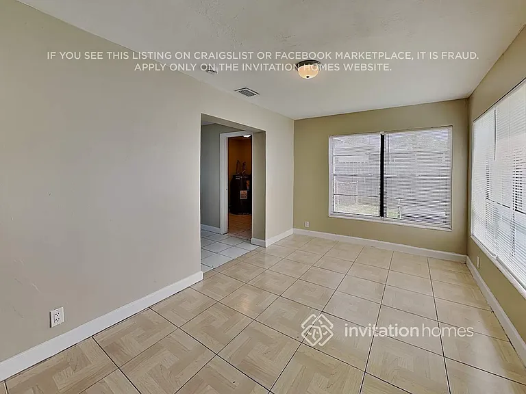 2401 Jamaica Dr — Photo 6