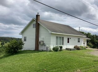 592 Beaulieu Rd, Saint David, ME 04773