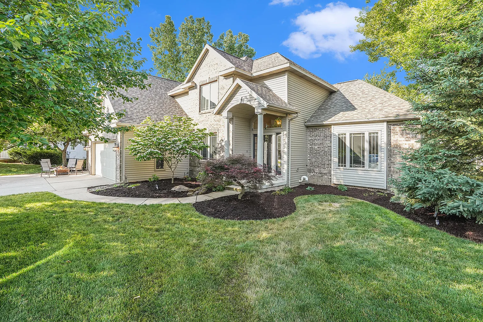 2030 Meadow Valley Ct NW photo 1
