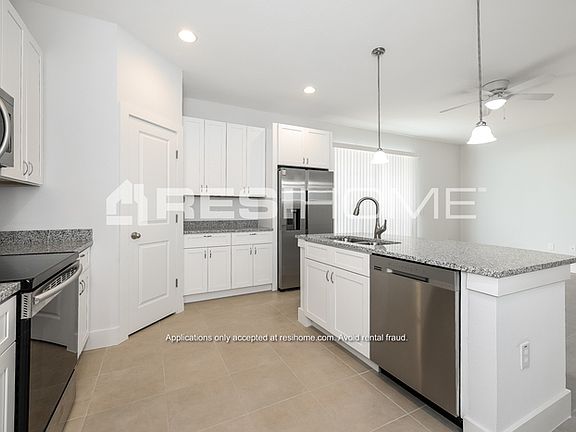 5th image of 164 Violet Ct