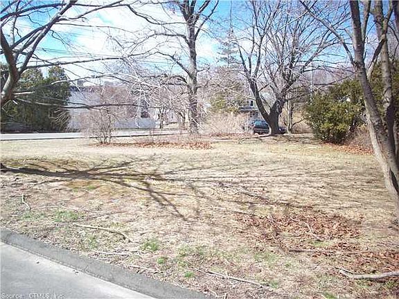 3rd image of 80 Washington Ave