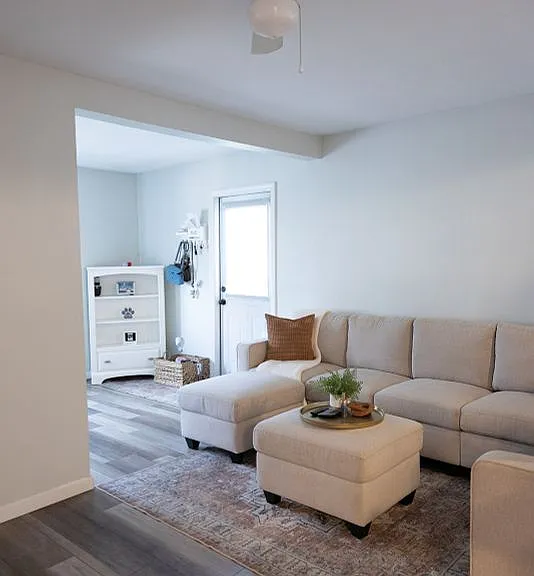 405 Beach Blvd — Photo 3