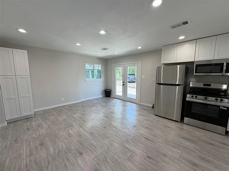 28316 E Hardy Rd — Photo 4