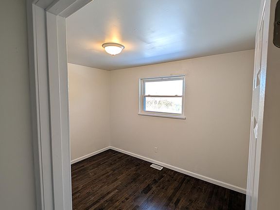3rd image of 11129 Florence Ave #11129