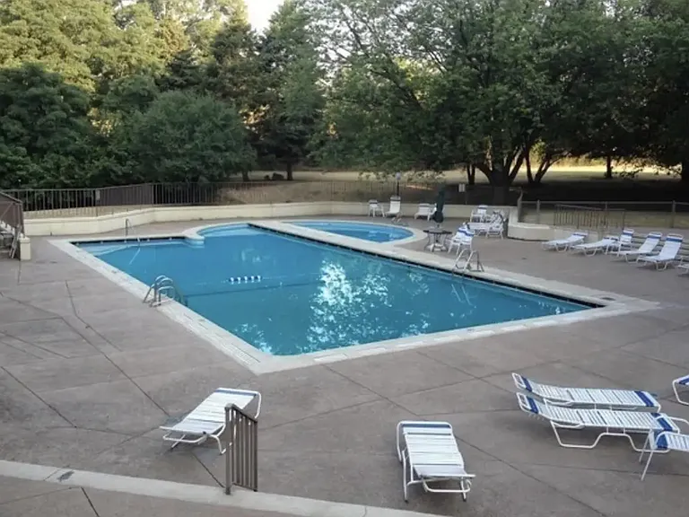 425 Walnut Creek Ln #1401 — Photo 11