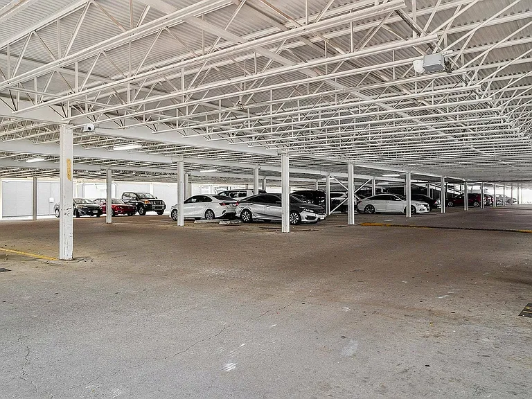 66-web-or-mls-4807 Pin Oak Park Unit 3108-S1809-018