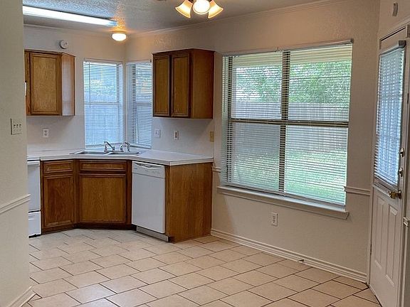 5th image of 2509 Lain Dr