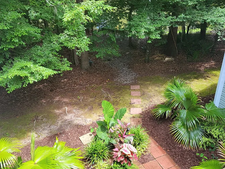 407 S Elgin Ct — Photo 4