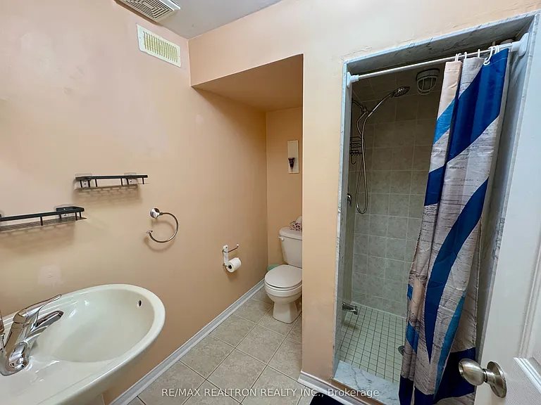 11 Hubner Dr #BASEMENT — Photo 29