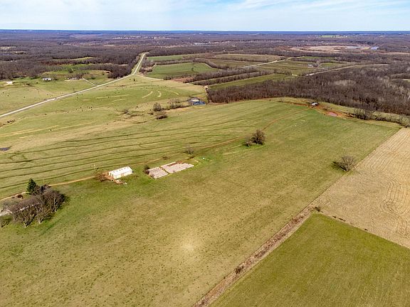 3rd image of 3424 SE 75 Road