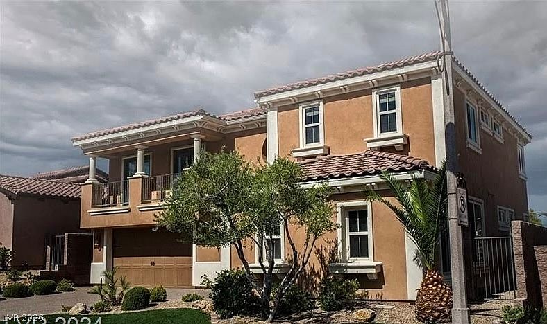 1st image of 55 Contrada Fiore Dr