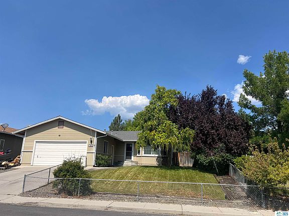 2nd image of 665 Cameron Way