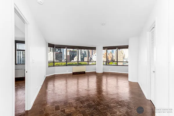 Rented by Douglas Elliman | media 16