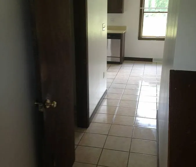 123 Brennburn Ln — Photo 17