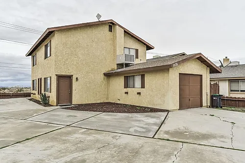 1020 W Atkins Ave #B Photo 1 1020 W Atkins Ave #B Photo 1