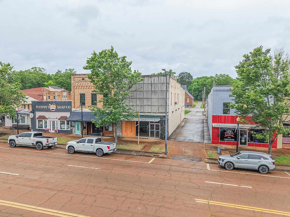 1st image of 149 W Court Ave Lot 8