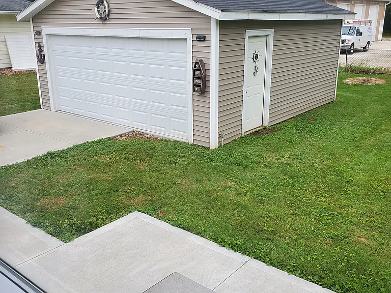 360 Briarwood Blvd — Photo 9