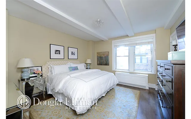 Sold by Douglas Elliman | media 4