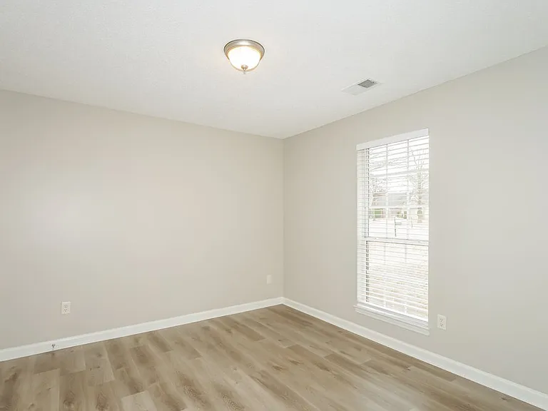 8359 Olivia Ln — Photo 12