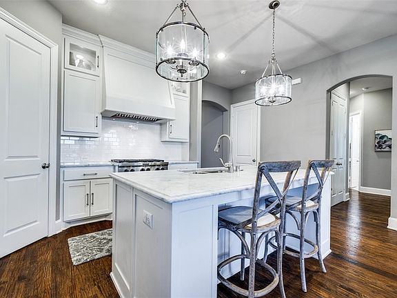 5th image of 852 Barbelle Ave