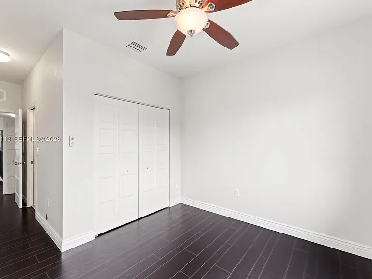 1110 NE 1st Ave #1110 — Photo 24