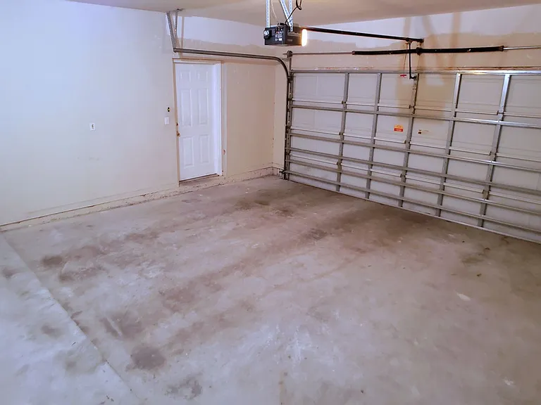 18124 Villa Creek Dr — Photo 3