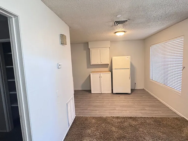 1808 Fairfield Ave — Photo 18