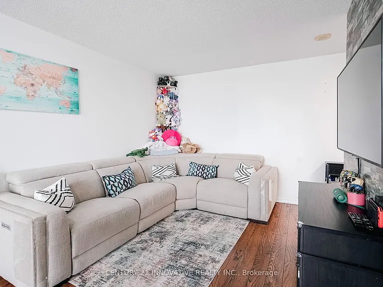 330 McCowan Rd #1702 — Photo 11