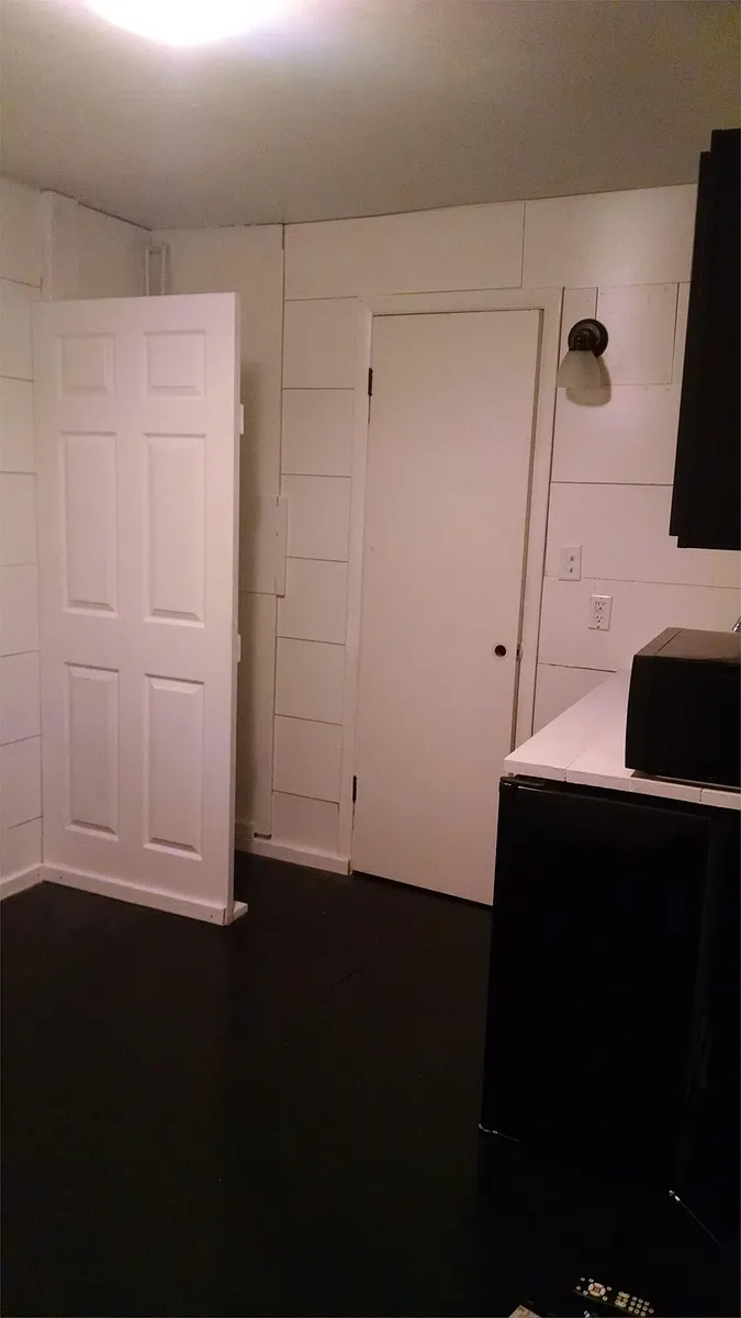 Additional view from entry - 10834 Northland Dr NE #6