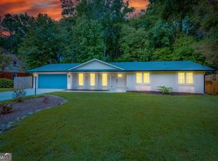 1148 Seven Springs Cir, Marietta, GA 30068