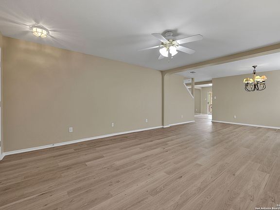 5th image of 7534 Omega Vale