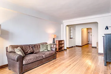 Rented by Century 21 Metropolitan