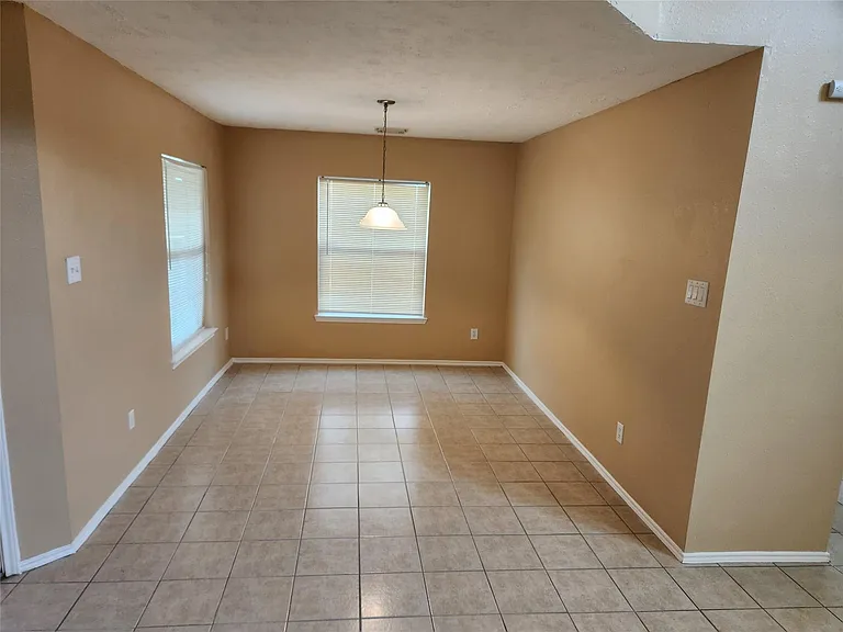 7346 Cypress Prairie Dr — Photo 5